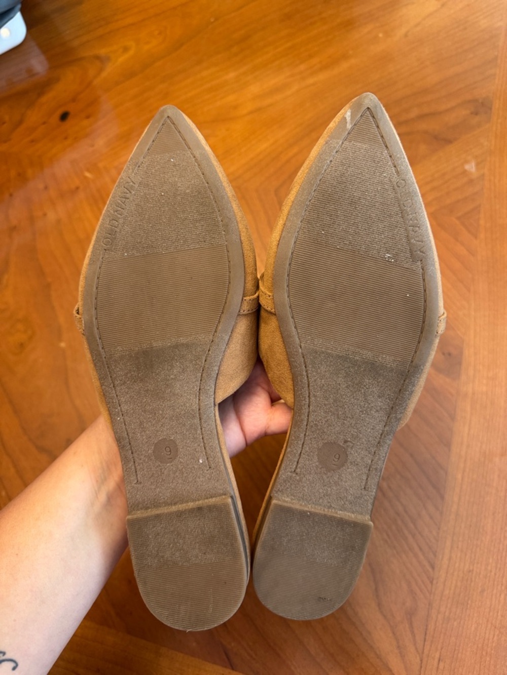 Old Navy Suede Pointed-Toe Slide Mules in Tan - Picture 2 of 4